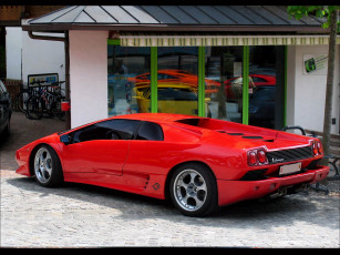 Картинка lamborghini diablo автомобили выставки уличные фото