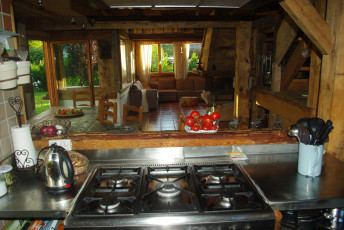 Картинка интерьер кухня еда дача плита