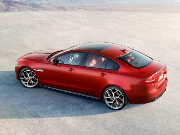 Обои картинки фото автомобили, jaguar, красный, 2015г, xe, s