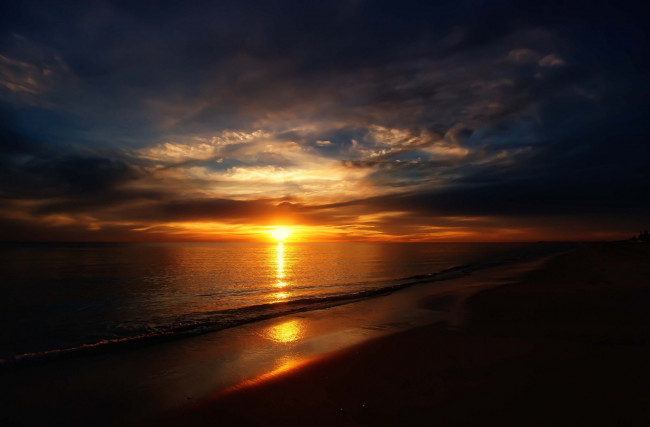 Обои картинки фото природа, восходы, закаты, океан, пляж, горизонт, заря