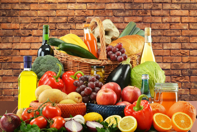 Обои картинки фото еда, разное, сок, вино, хлеб, баклажан, капуста, апельсин, виноград