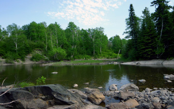 Картинка природа реки озера облака река камни лес