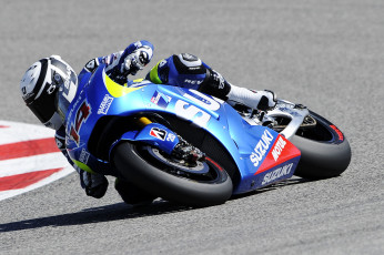 Картинка спорт мотоспорт motogp suzuki