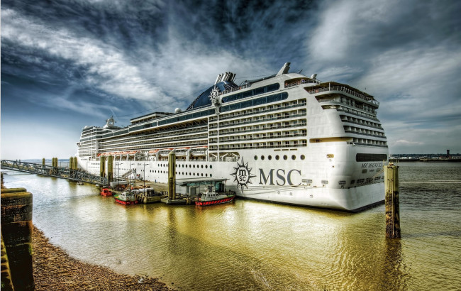 Обои картинки фото msc magnifica, корабли, лайнеры, круиз, причал, лайнер, океанский