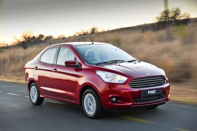 Обои картинки фото автомобили, ford, красный, 2015г, sedan, figo