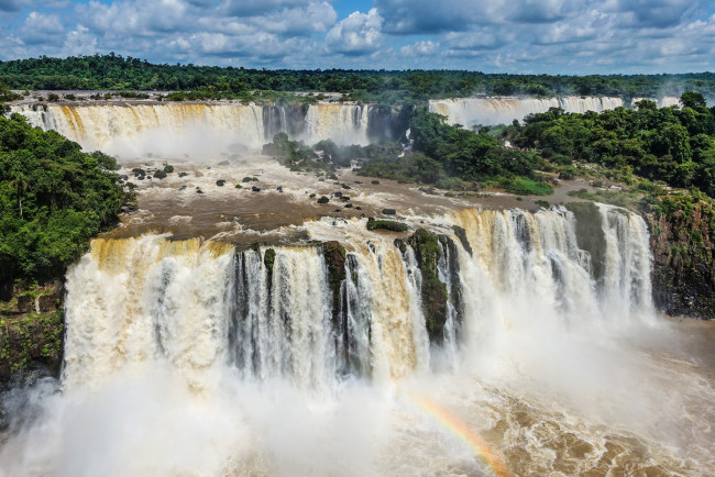 Обои картинки фото iguassu fall,  brazil, природа, водопады, река, лес, водопад
