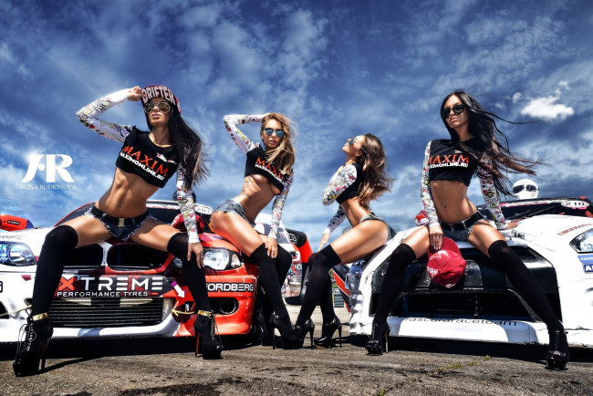 Обои картинки фото автомобили, -авто с девушками, девушки, спорткар, очки