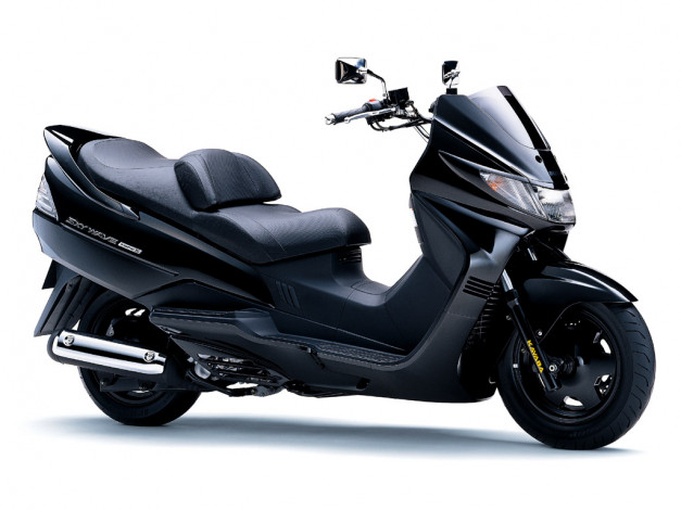 Обои картинки фото suzuki, skywave250s, мотоциклы, мотороллеры