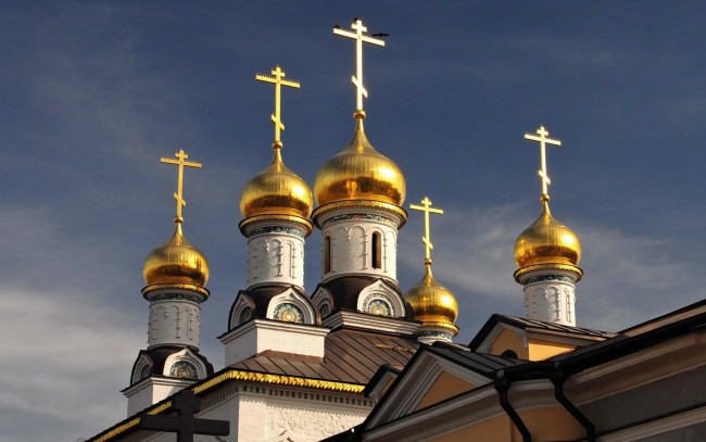 Обои картинки фото города, православные, церкви, монастыри, золото, небо, купола