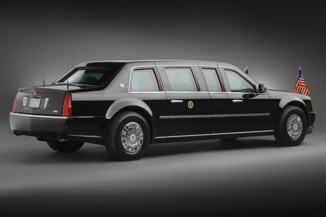 Обои картинки фото cadillac one barack obama`s new presidential limousine 2009, автомобили, cadillac, limousine, 2009, presidential, new, obama, barack, one