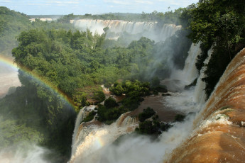 обоя iguazu, falls, природа, водопады, радуга, зелень, потоки, воды