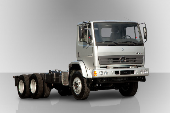 Обои картинки фото автомобили, mercedes trucks, 2729, atron, mercedes-benz