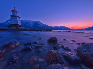 Картинка природа маяки norway норвегия море камни закат горы