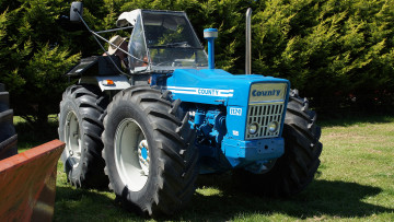 Картинка ford+county+1124+tractor техника тракторы трактор колесный тяжелый