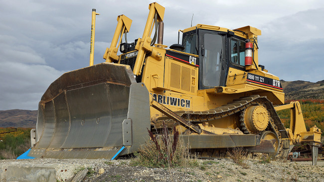 Обои картинки фото caterpillar d7r bulldozer, техника, бульдозеры, тяжелый, бульдозер, ковш