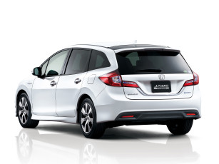 Картинка автомобили honda светлый 2015г hybrid jade