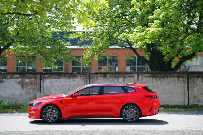 Обои картинки фото автомобили, kia, concept, ', sportspace, красный, 2015г