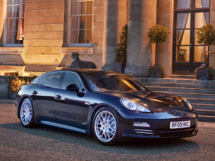 обоя автомобили, porsche, panamera, turbo, 970, 2009, uk-spec