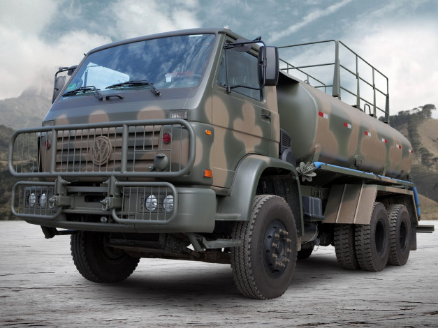 Обои картинки фото автомобили, volkswagen, 26-260, worker, military, tanker, 2008г