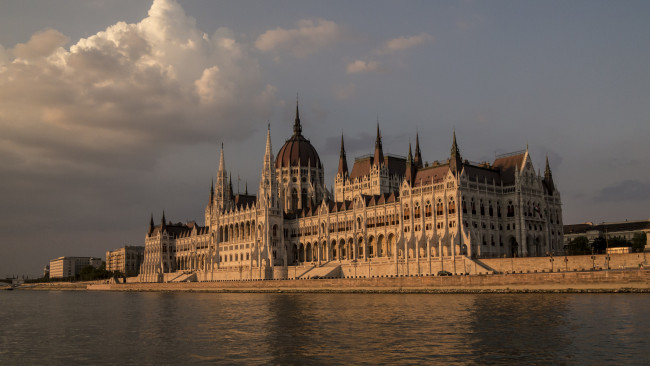 Обои картинки фото hungarian parliament building, города, будапешт , венгрия, парламент, здание