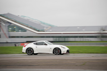 Картинка автомобили nissan datsun 2014г светлый z34 uk-spec nismo 370z