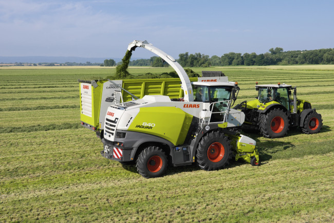 Обои картинки фото техника, комбайны, claas, lexion