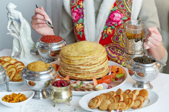 Картинка еда блины +оладьи сырники чай ассорти икра масленица