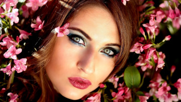 Картинка девушки -+лица +портреты макияж портрет цветы