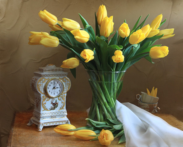 Обои картинки фото цветы, тюльпаны, букет, часы