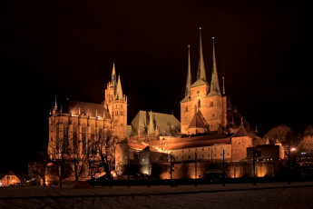 Картинка города -+огни+ночного+города ночь огни храм эрфурт дома