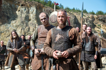 обоя кино фильмы, vikings , 2013,  сериал, локи, рагнар, викинги, vikings, сериал, воины