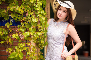 Картинка девушки -+азиатки азиатка кружевное платье