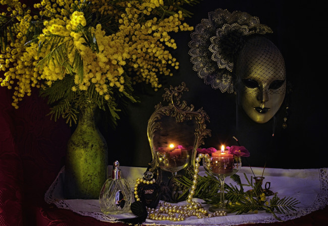 Обои картинки фото разное, маски,  карнавальные костюмы, мимоза, свечи, маска