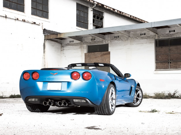 Обои картинки фото 2010, chevy, corvette, автомобили