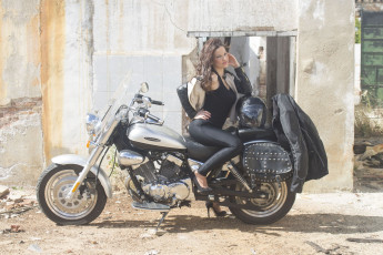 Картинка keeway landcruiser мотоциклы мото девушкой