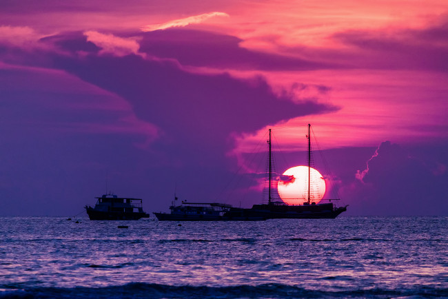 Обои картинки фото таиланд, корабли, разные, вместе, солнце, закат, сиамский, залив