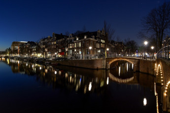 обоя города, амстердам , нидерланды, вечер, мост, канал, огни