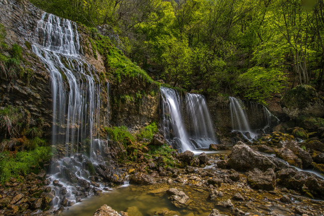 Обои картинки фото природа, водопады, водопад, лес, река