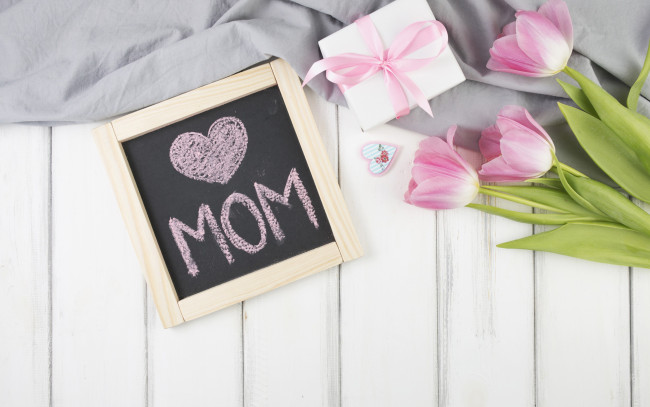 Обои картинки фото праздничные, день матери, mothers, day, paper, box, coffee, тюльпаны, gift, floral, открытка, family, праздник, flowers, love