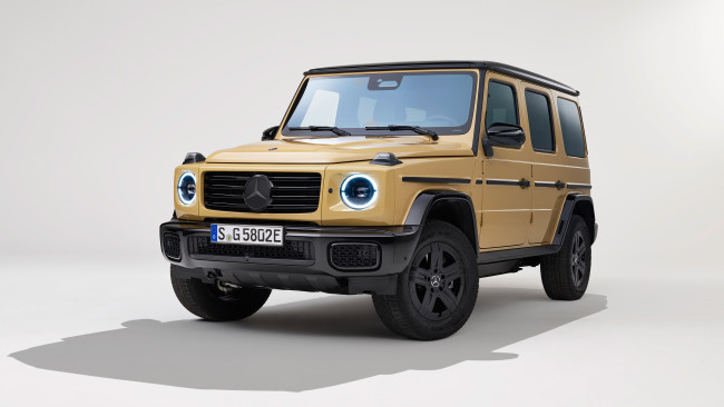 Обои картинки фото mercedes-benz g 580 eq technology 2024, автомобили, mercedes-benz, mercedes, benz, g580, eq, technology, 2024, джип, электромобиль, гелик, студия