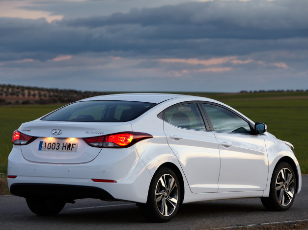 Обои картинки фото автомобили, hyundai, 2014г, md, elantra, светлый