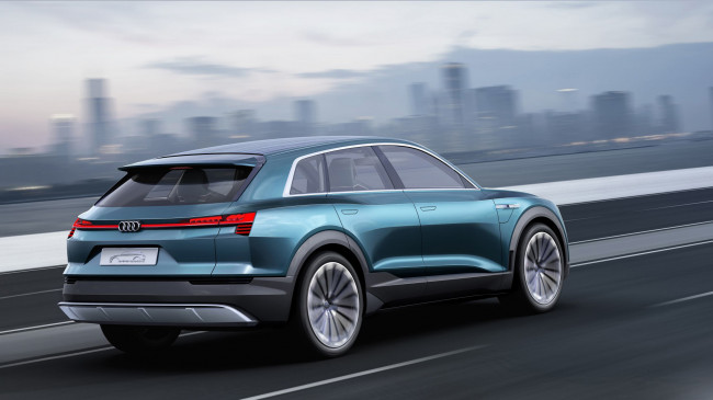 Обои картинки фото audi e-tron quattro concept 2015, автомобили, audi, e-tron, crossover, 2015, quattro, concept