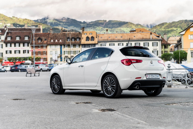 Обои картинки фото автомобили, alfa romeo, giulietta, collezione, alfa, romeo, worldwide, 940, 2015г