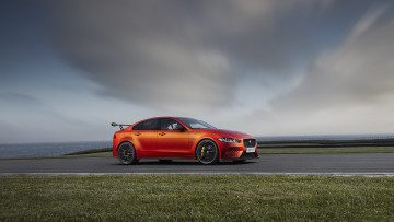 Картинка jaguar+xe-sv+project-8+2018 автомобили jaguar 2018 project-8 xe-sv