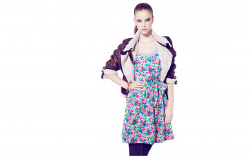 Картинка девушки barbara+palvin модель шатенка куртка платье