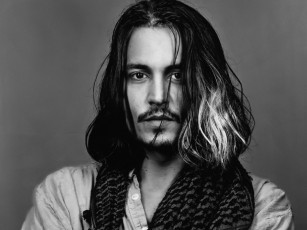 Картинка мужчины johnny+depp актер лицо шарф усы