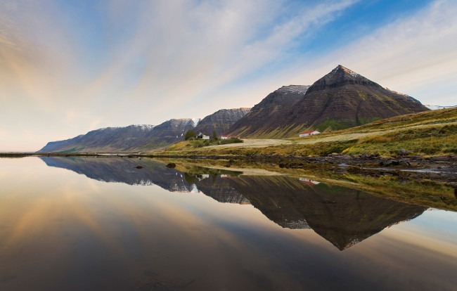 Обои картинки фото природа, реки, озера, serenity, westfjords, iceland, исландия, горы, дома, море, отражение