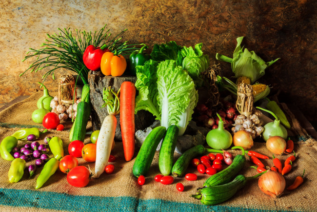 Обои картинки фото еда, овощи, морковь, редис, кабачки, огурцы, перец, помидоры, капуста