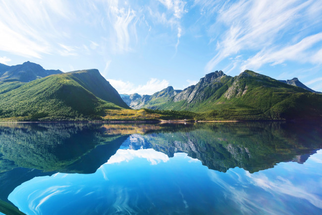 Обои картинки фото природа, реки, озера, пейзаж, озеро, горы, норвегия