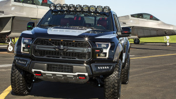 Картинка ford+f-150+raptor+f-22+2017 автомобили ford raptor f-22 2017 самолёт f-150